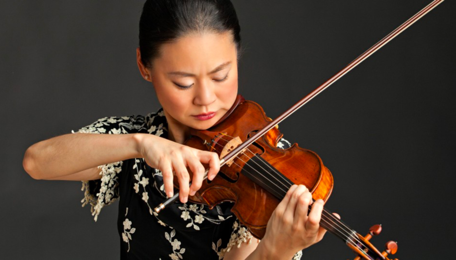 Midori, Violin - LPR